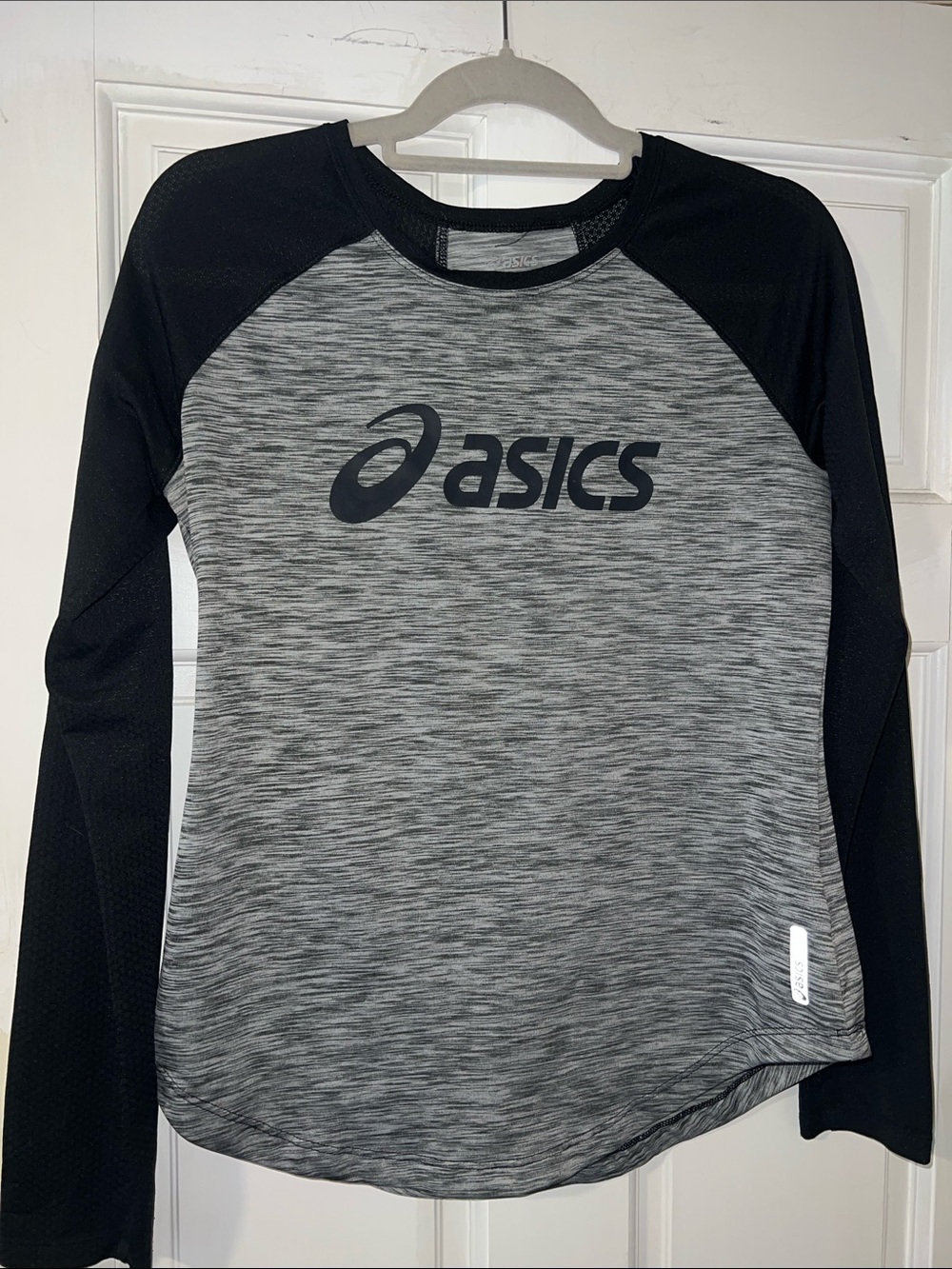 ASICS Black & Gray Long Sleeve Performance Tee